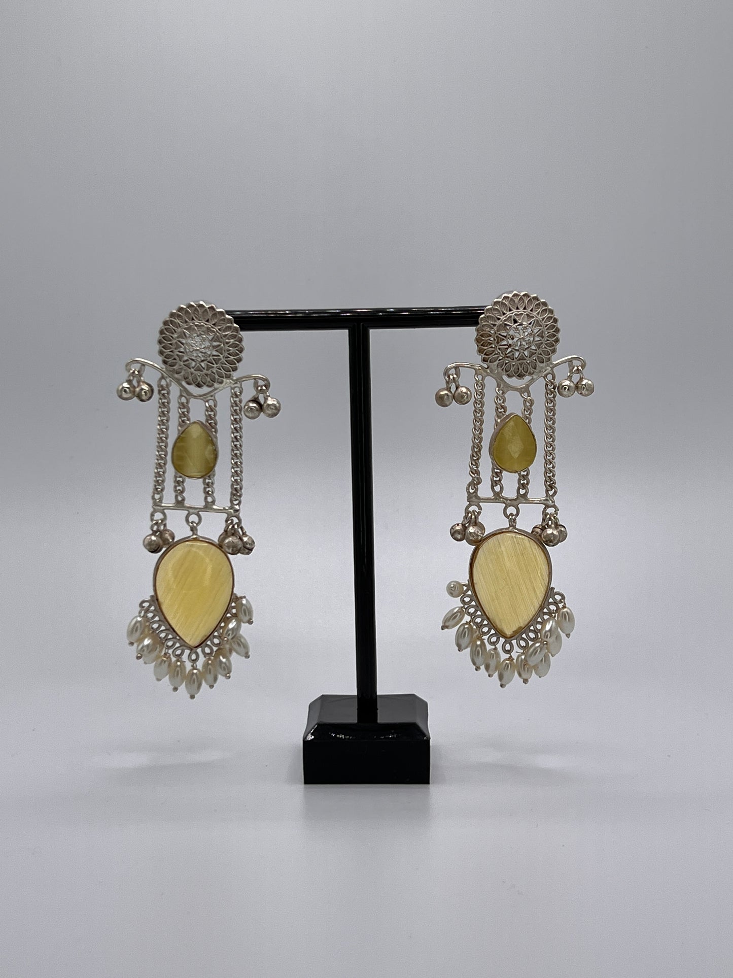 Reva long chain earring with Lemon yellow Stones