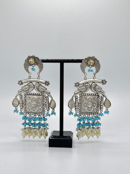 Reva Square earrings with pearls and aqua blue beads