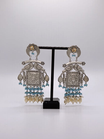 Reva Square earrings with pearls and aqua blue beads